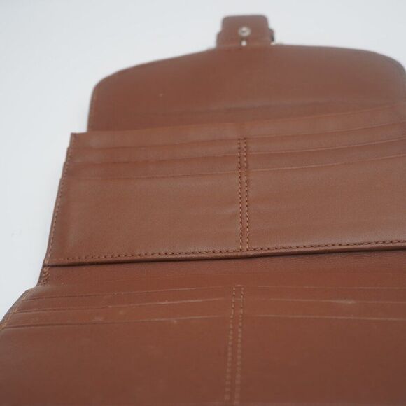 Coach Wallet in Chestnut belt style Buckle Closure sleek elegant design - Picture 4 of 10